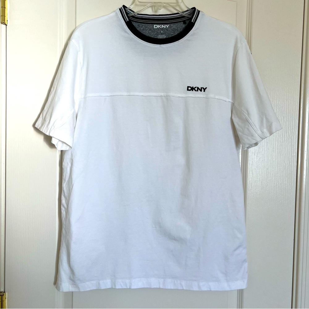 Dkny Men’s White T-Shirt Size Medium